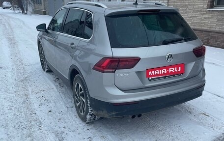 Volkswagen Tiguan II, 2019 год, 1 950 000 рублей, 3 фотография