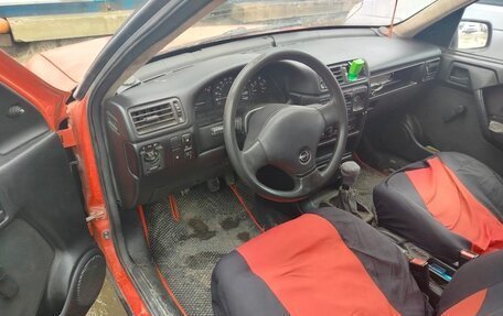 Opel Vectra A, 1991 год, 260 000 рублей, 5 фотография