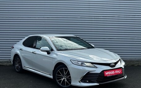 Toyota Camry, 2021 год, 3 490 000 рублей, 3 фотография