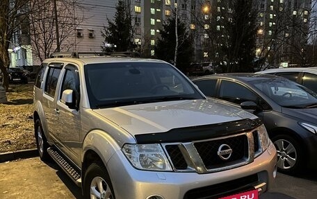 Nissan Pathfinder, 2013 год, 1 900 000 рублей, 2 фотография