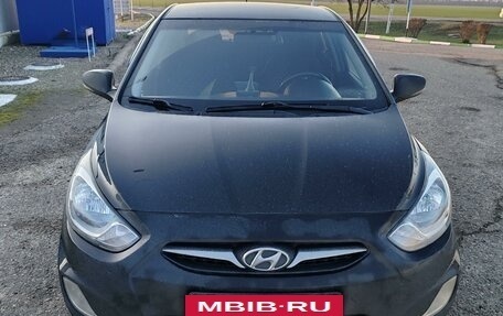 Hyundai Solaris II рестайлинг, 2011 год, 780 000 рублей, 4 фотография