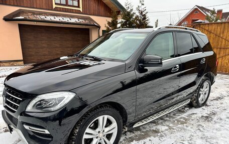 Mercedes-Benz M-Класс, 2014 год, 2 550 000 рублей, 1 фотография