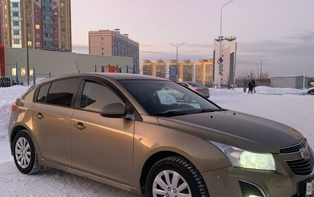 Chevrolet Cruze II, 2013 год, 970 000 рублей, 3 фотография