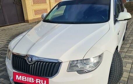 Skoda Superb III рестайлинг, 2012 год, 1 775 000 рублей, 26 фотография