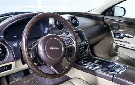 Jaguar XJ IV (X351), 2010 год, 1 550 000 рублей, 14 фотография