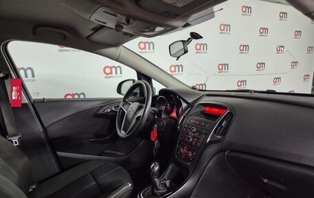 Opel Astra J, 2011 год, 749 000 рублей, 10 фотография