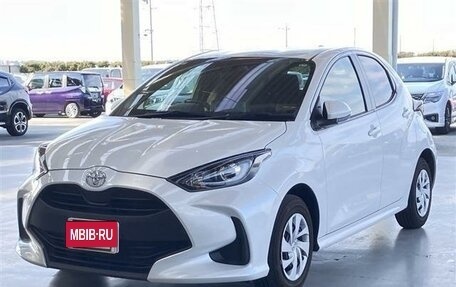 Toyota Yaris, 2023 год, 2 155 000 рублей, 6 фотография