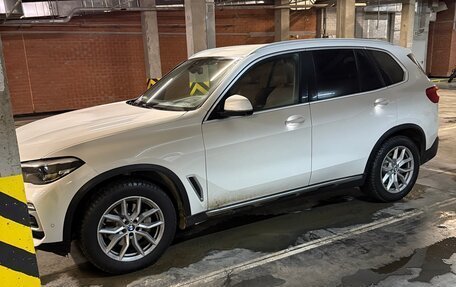 BMW X5, 2019 год, 6 950 000 рублей, 4 фотография