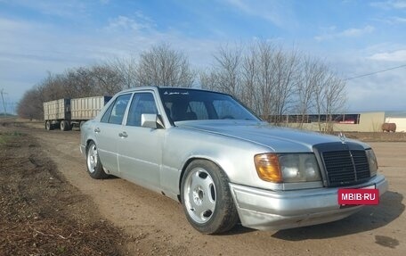 Mercedes-Benz W124, 1988 год, 230 000 рублей, 10 фотография