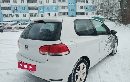 Volkswagen Golf VI, 2011 год, 800 000 рублей, 2 фотография