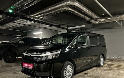 Toyota Voxy III, 2014 год, 1 890 000 рублей, 1 фотография