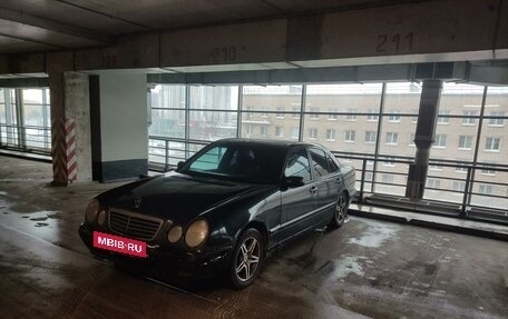 Mercedes-Benz E-Класс, 2001 год, 510 000 рублей, 3 фотография