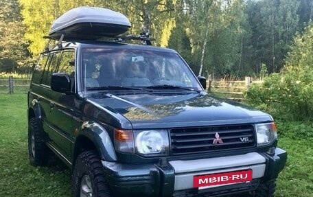 Mitsubishi Pajero III рестайлинг, 1995 год, 350 000 рублей, 2 фотография