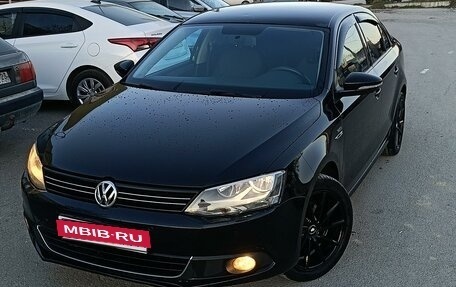 Volkswagen Jetta VI, 2013 год, 1 350 000 рублей, 8 фотография