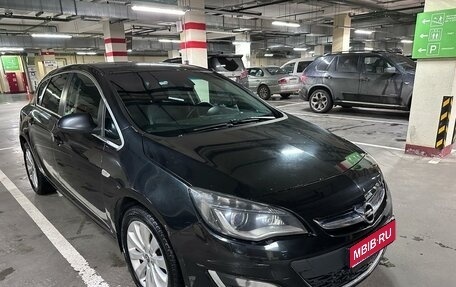 Opel Astra J, 2014 год, 1 000 000 рублей, 1 фотография