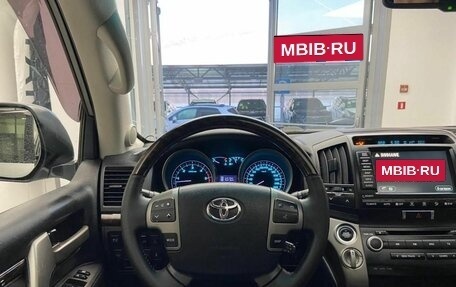 Toyota Land Cruiser 200, 2008 год, 2 800 000 рублей, 8 фотография