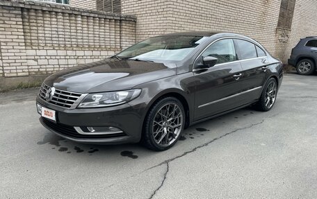 Volkswagen Passat CC I рестайлинг, 2013 год, 1 690 000 рублей, 2 фотография