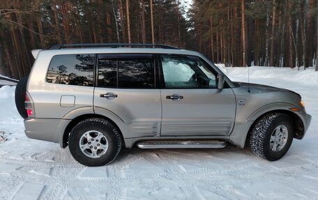 Mitsubishi Montero III, 2001 год, 895 000 рублей, 1 фотография