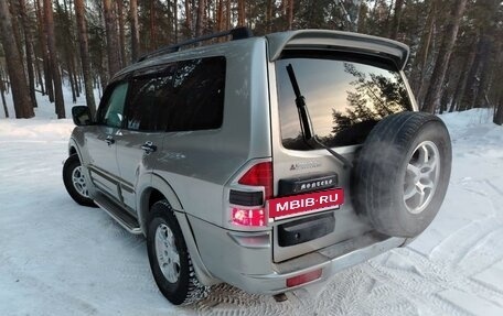 Mitsubishi Montero III, 2001 год, 895 000 рублей, 22 фотография