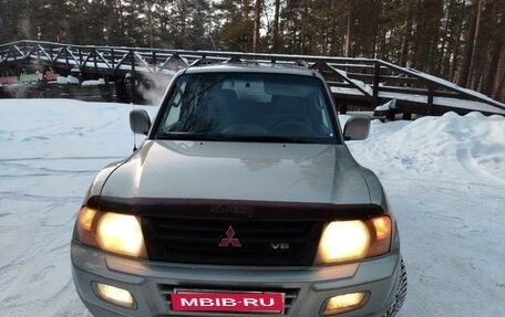 Mitsubishi Montero III, 2001 год, 895 000 рублей, 25 фотография