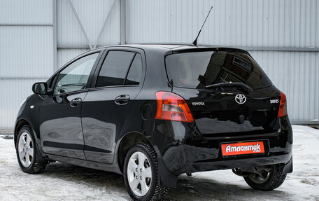 Toyota Yaris III рестайлинг, 2008 год, 770 000 рублей, 4 фотография