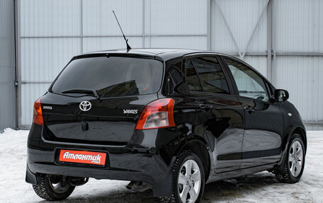 Toyota Yaris III рестайлинг, 2008 год, 770 000 рублей, 6 фотография