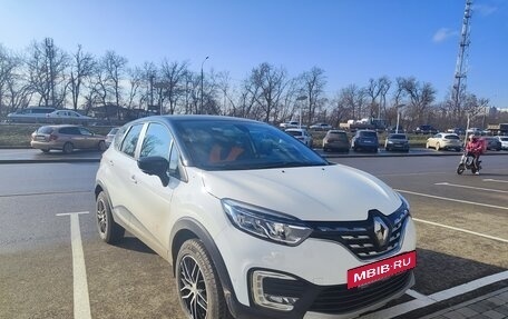 Renault Kaptur I рестайлинг, 2021 год, 1 900 000 рублей, 2 фотография