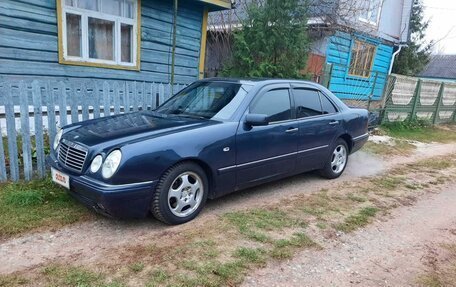 Mercedes-Benz E-Класс, 1995 год, 480 000 рублей, 6 фотография