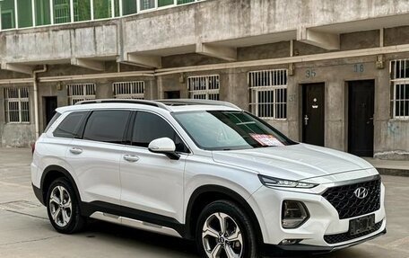 Hyundai Santa Fe IV, 2020 год, 2 350 000 рублей, 3 фотография