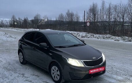 KIA Rio III рестайлинг, 2015 год, 1 040 000 рублей, 2 фотография