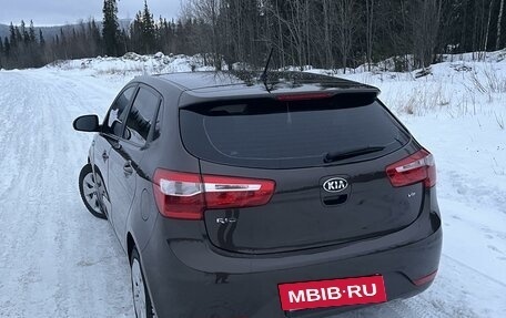 KIA Rio III рестайлинг, 2015 год, 1 040 000 рублей, 6 фотография