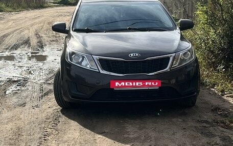 KIA Rio III рестайлинг, 2015 год, 1 040 000 рублей, 13 фотография