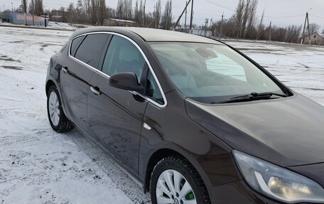 Opel Astra J, 2013 год, 1 190 000 рублей, 6 фотография