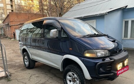 Mitsubishi Delica IV, 2005 год, 1 700 000 рублей, 2 фотография