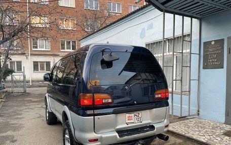 Mitsubishi Delica IV, 2005 год, 1 700 000 рублей, 4 фотография