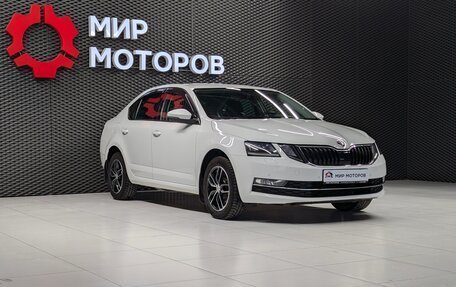 Skoda Octavia, 2018 год, 1 950 000 рублей, 5 фотография