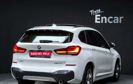 BMW X1, 2021 год, 3 300 000 рублей, 2 фотография