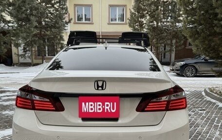 Honda Accord IX рестайлинг, 2016 год, 2 600 000 рублей, 8 фотография