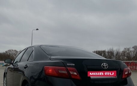 Toyota Camry, 2011 год, 1 250 000 рублей, 5 фотография