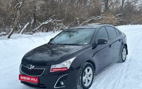 Chevrolet Cruze II, 2014 год, 800 000 рублей, 3 фотография