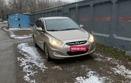 Hyundai Solaris II рестайлинг, 2014 год, 1 250 000 рублей, 6 фотография