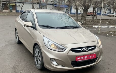 Hyundai Solaris II рестайлинг, 2014 год, 1 250 000 рублей, 4 фотография