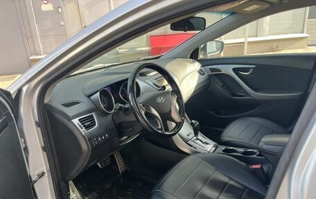 Hyundai Elantra V, 2013 год, 1 070 000 рублей, 10 фотография