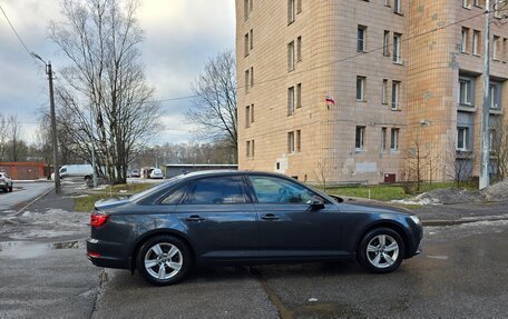 Audi A4, 2019 год, 2 730 000 рублей, 4 фотография