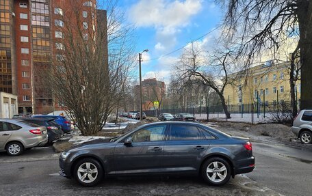 Audi A4, 2019 год, 2 730 000 рублей, 6 фотография