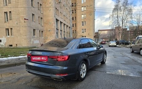 Audi A4, 2019 год, 2 730 000 рублей, 5 фотография