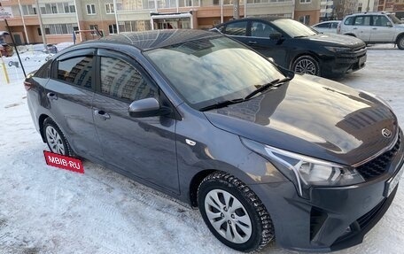 KIA Rio IV, 2021 год, 1 680 000 рублей, 4 фотография