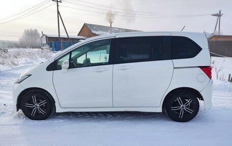 Honda Freed I, 2010 год, 1 160 000 рублей, 3 фотография