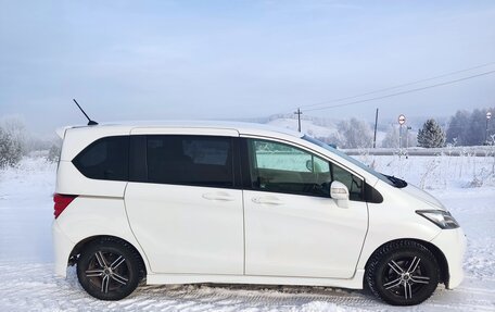 Honda Freed I, 2010 год, 1 160 000 рублей, 2 фотография