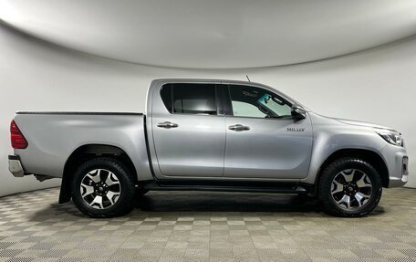 Toyota Hilux VIII, 2018 год, 4 175 000 рублей, 4 фотография